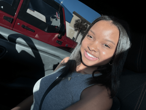 Francesca H - Keiser Babysitter