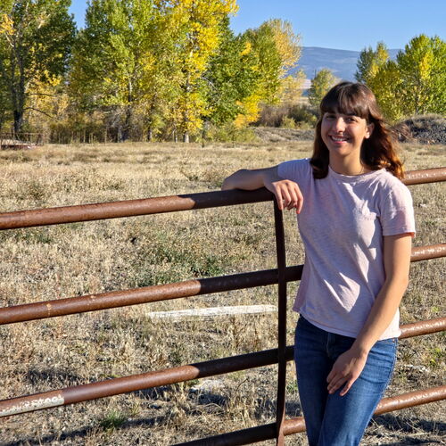 Aislinn R – University of Montana Student Seeking Nanny Jobs