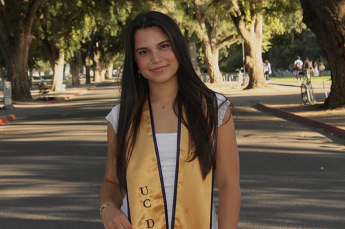 Lola R - UC Davis Babysitter