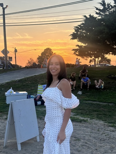 Lourdes P - Manchester Community College (CT) Babysitter