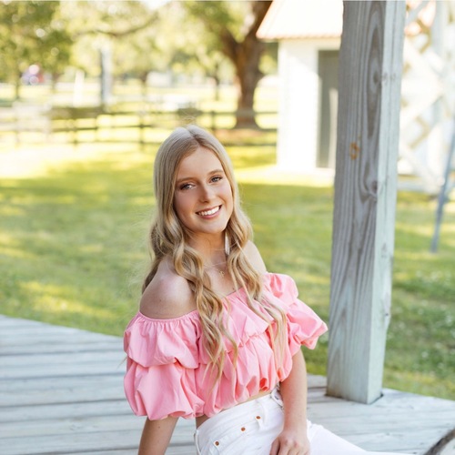 Presley B – Concordia Student Seeking Babysitting Jobs