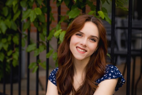 Elliette M - Western Washington Babysitter