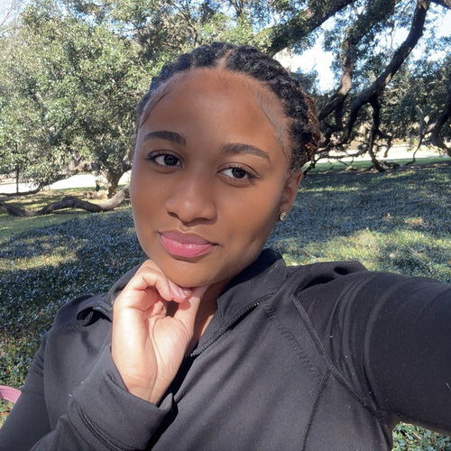 Danielle W - LSU Babysitter