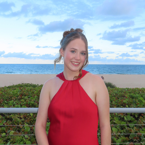 Carly H - UF Babysitter