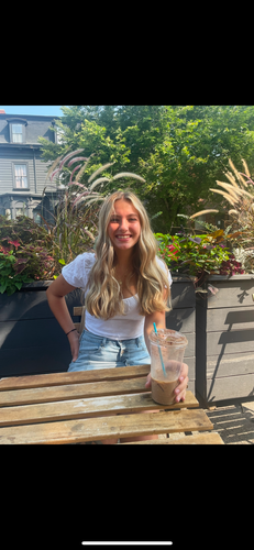 Sarina B - Housatonic Community College Babysitter