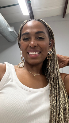 Teia T - Virginia College Babysitter