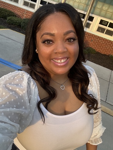 Brittany S - Middlesex Babysitter