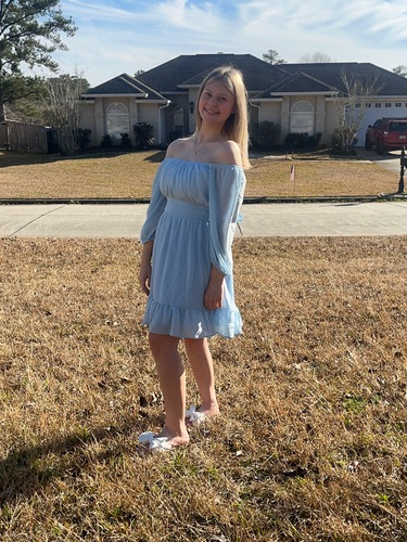 Madison H - Aveda Institute-Covington Babysitter