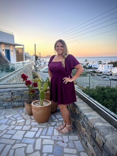 Jen D - Grand View Babysitter