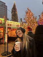 Ashley B – HPU Student Seeking Babysitting Jobs