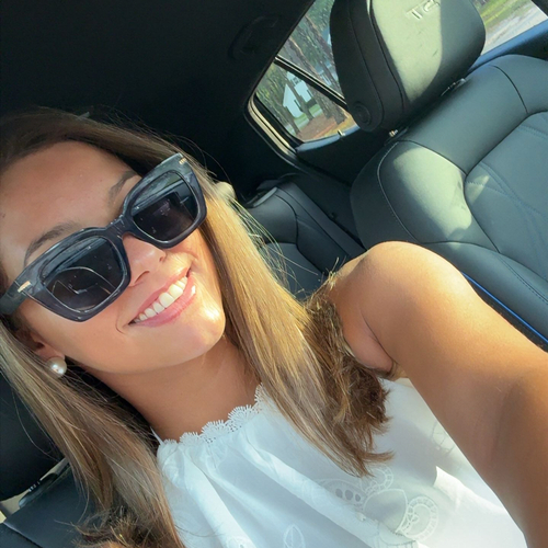 Jordin R - Undefined Babysitter