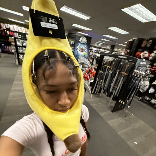 Kalonnie M - Undefined Babysitter