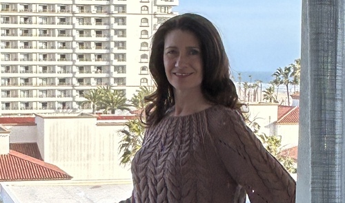 Tara J - Smith Babysitter