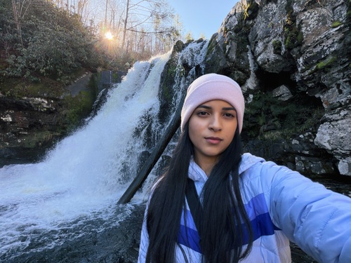 Denisse D - FIU Babysitter