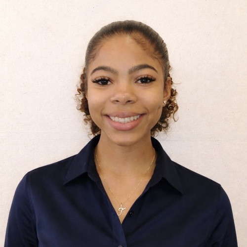 Jordin B - Hampton Babysitter