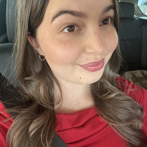 Julia H - San Joaquin Delta College  Babysitter