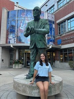 Hannah S – DePaul Student Seeking Nanny Jobs