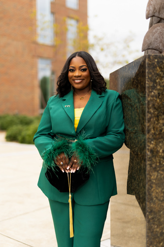 Vashti D - UAB Babysitter