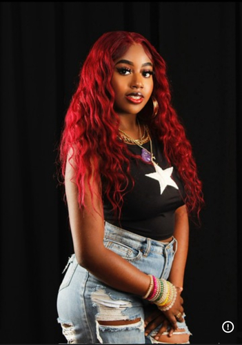 Charvonna M - Cerritos College Babysitter