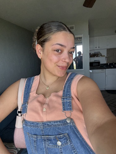 Saniya S - Anderson University Indiana Babysitter