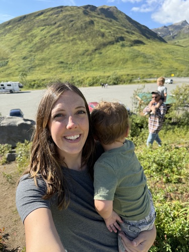 Nicole V - SAGU Babysitter