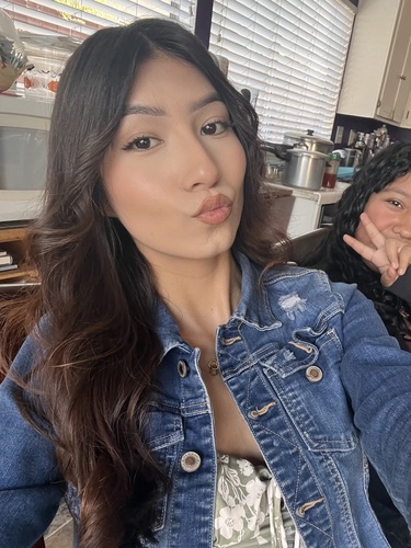 Maricarmen L - Long Beach City College  Babysitter