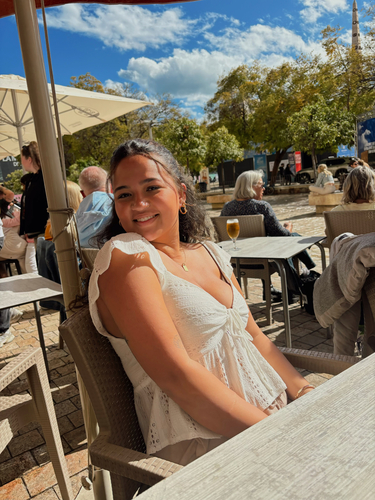 Aubrey L - Carroll Babysitter