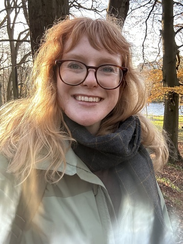 Caitlyn L - King's Babysitter