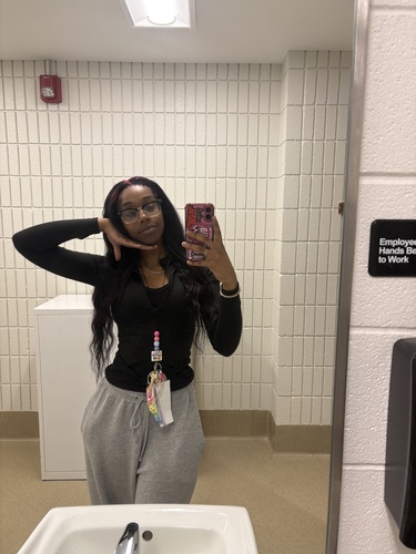 Layonna W - Mid Michigan Community College  Babysitter