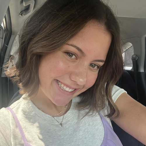 Olivia L - UCF Babysitter