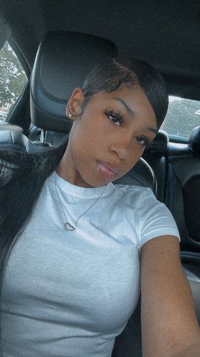 Akeyra H - Chestnut Hill Babysitter