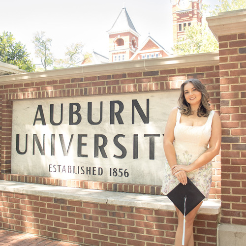 Madelyn Q - Auburn Babysitter