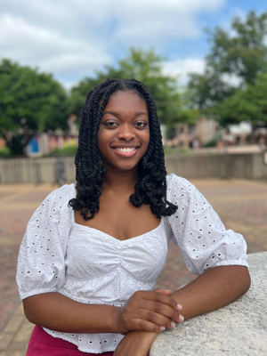 Addie J - Winthrop Babysitter