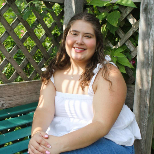 Chelsea L - Alexandria Technical & Communityl College Babysitter