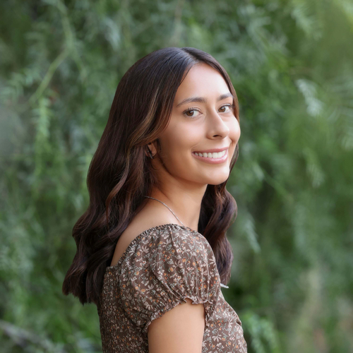 Alyna E - Cal State San Marcos Babysitter