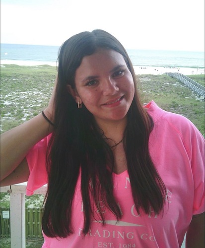 Chloe L - Pitt State Babysitter