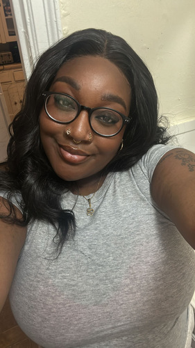 Mikaela O - Lawrence Babysitter