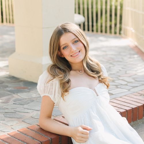 Ellie S - Samford Babysitter