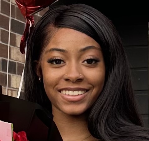 Ajalique D - UH Babysitter