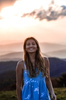 Annie R – UVM Student Seeking Babysitting Jobs