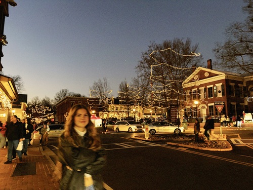 Bobbi Jo G - Santa Fe Community College  Babysitter