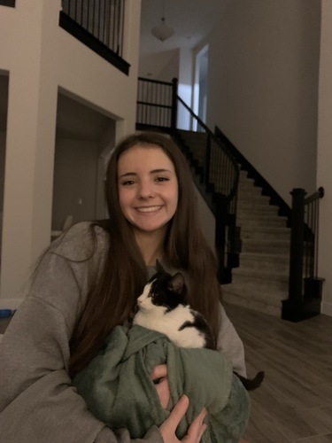 Kira F - Baylor Babysitter