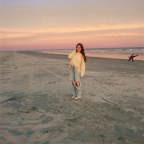 Emma W – Charleston Southern Student Seeking Nanny Jobs