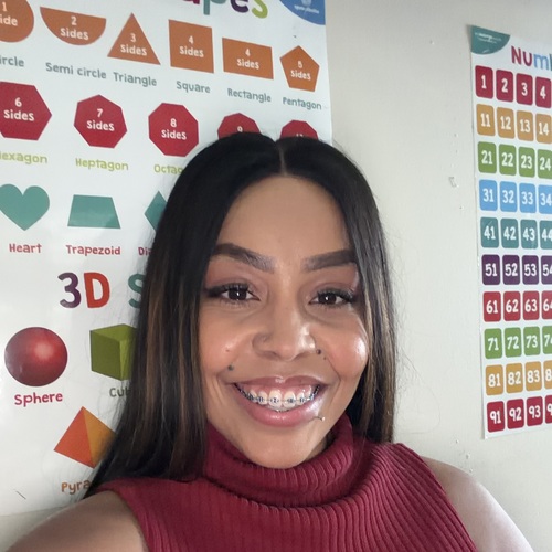 Deja S - Undefined Babysitter