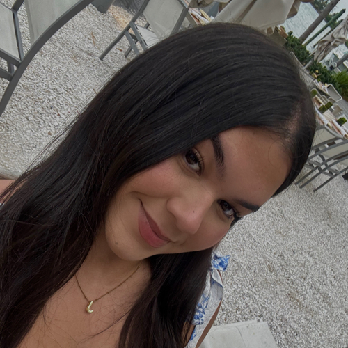 Jazlyn C - Miami Dade Babysitter