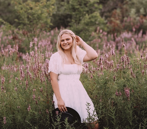 Hannah T - UW-Stevens Point Babysitter