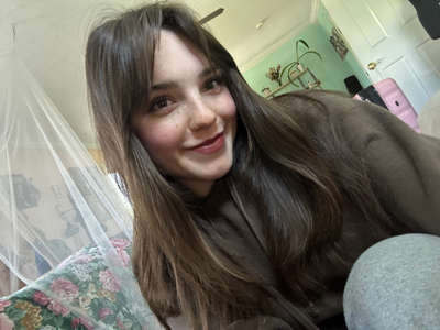 Ella P – Belmont Student Seeking Nanny Jobs