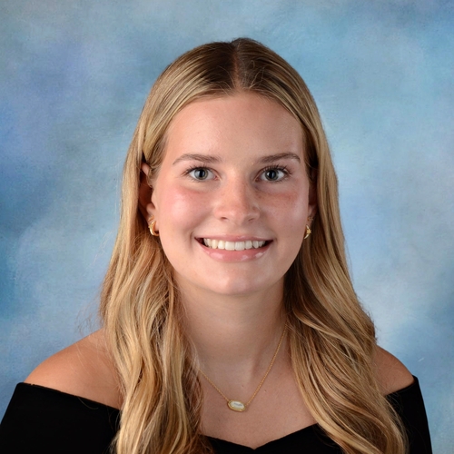 Julia W - UD Babysitter