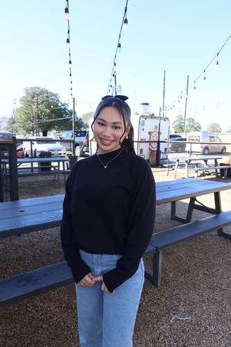 Mexli F - Lamar Babysitter