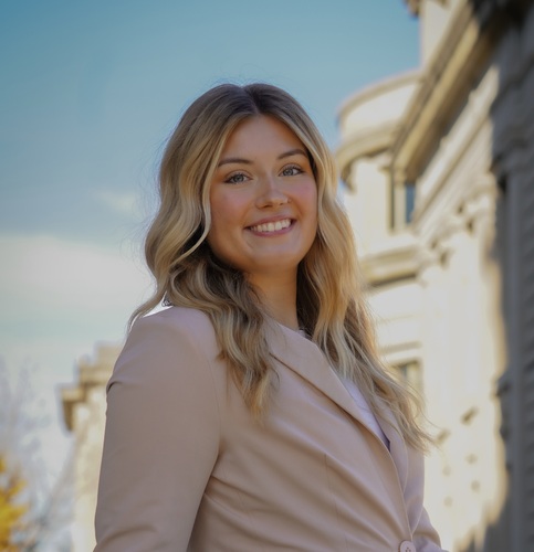 Kenzie K - University of Iowa Babysitter